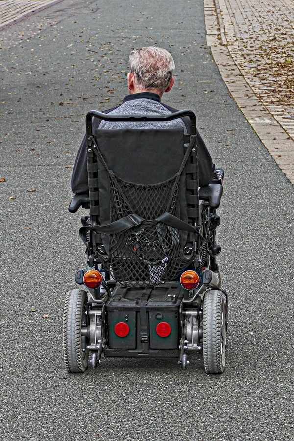 Quelle assurance pour fauteuil roulant électrique ?
